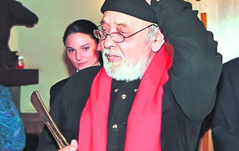 Condus pe ultimul drum de o mână de oameni