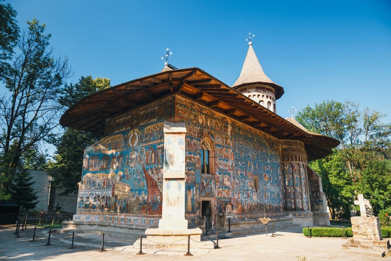 Mănăstirea Voroneț - obiectiv turistic din România
