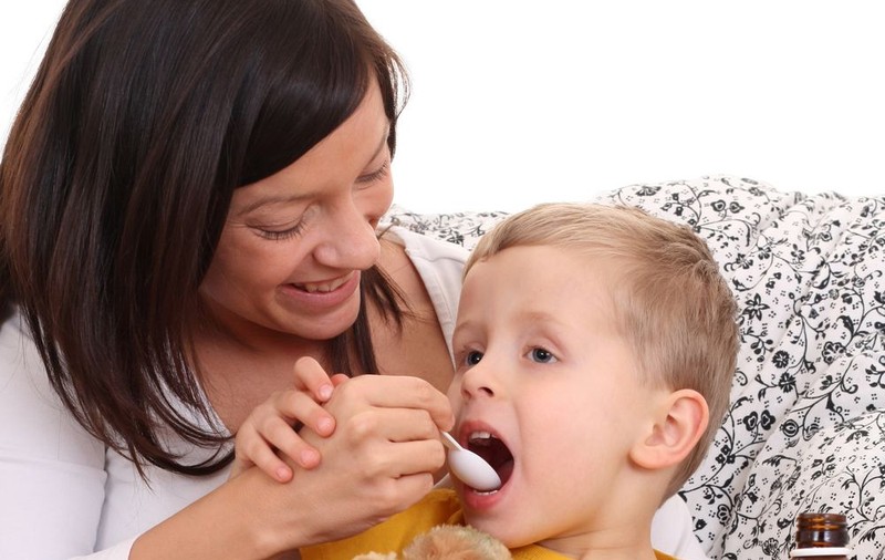 Cum trataţi infecţiile respiratorii la copii