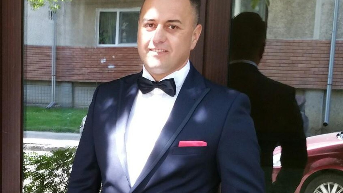 Mașinuță Ferrari pentru copil, după ce tatăl a ucis cu un Ferrari un pieton