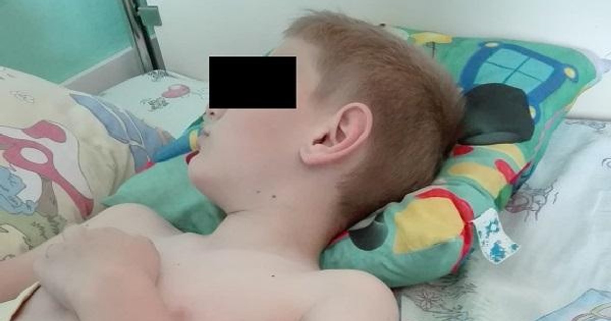 Un copil din Cluj a fost strivit de o cruce în cimitir