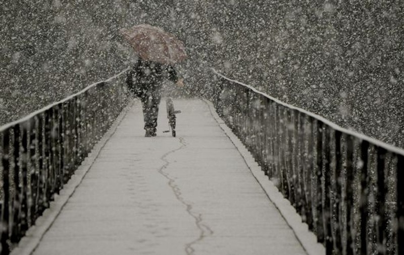 AVERTIZARE METEO de PLOI și NINSOARE în aproape toată țara