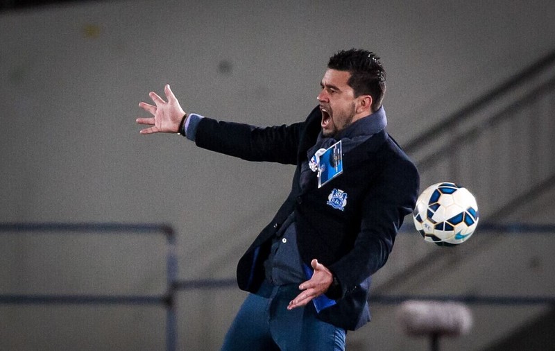 Cosmin Contra a ajuns în pragul demiterii, după ce Guangzhou R&F a ratat toate obiectivele