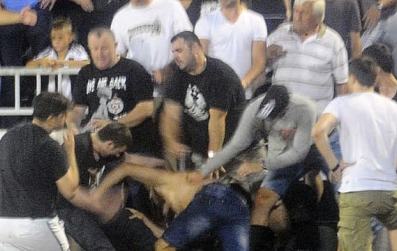 Sârbii nu știu să se bucure. ”Groparii” s-au bătut între ei! Partizan, victorie pentru un copil bolnav!