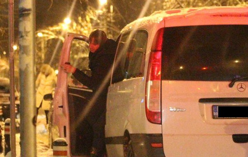 Alin Oprea, şofer pentru soţia şi formaţia lui | FOTO
