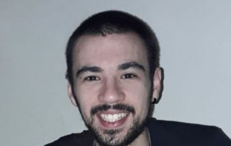 Un italian de 19 ani, răpus de coronavirus în Anglia.  Medicii i-au spus că e ”tânăr, puternic şi nu trebuie să-şi facă griji”