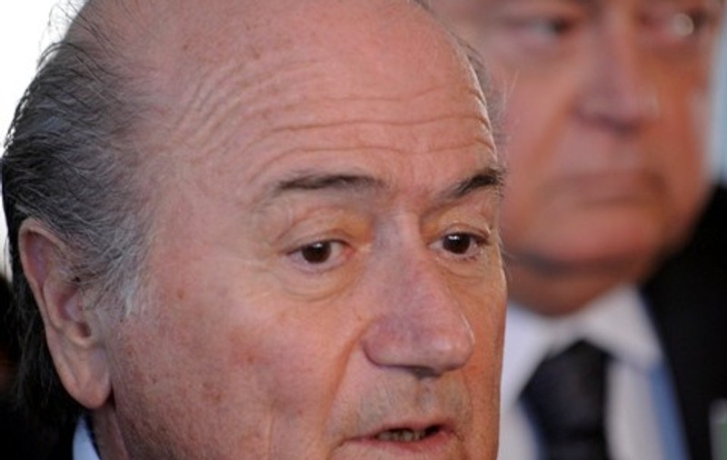 Blatter: "În alte ţări, Terry ar fi fost aplaudat"