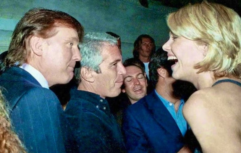 Apar acuzaţii grave împotriva lui Donald Trump în noile dosare Epstein publicate de Departamentul de Justiție