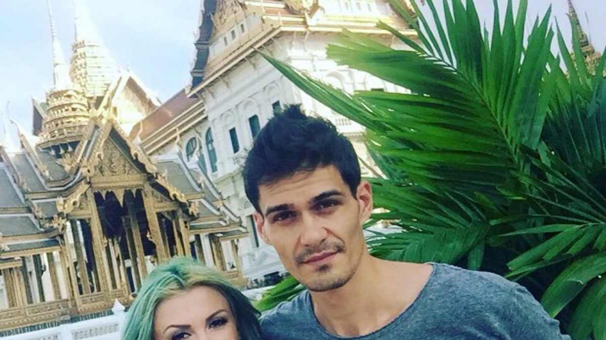 Andreea Bălan și George Burcea și-au găsit verighete.