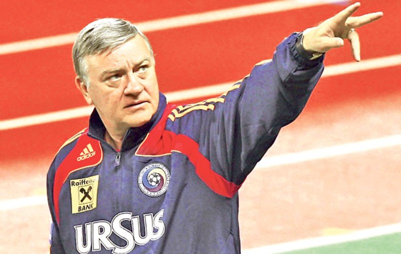 INTERVIU EXCLUSIV | Mircea Sandu: "Piţi poate să stea liniştit. Steaua, vom vedea..."