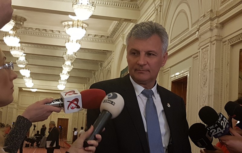 Dobânda pentru creditele ipotecare nu va depăşi de 2,5 ori dobânda de referinţă a BNR; Vot în comisia economică din Senat
