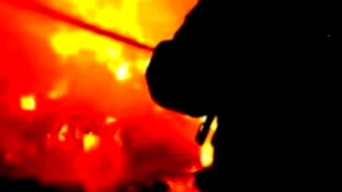 Sute de muncitori de la o fabrică din Timiș, evacuați din cauza unui incendiu la un container