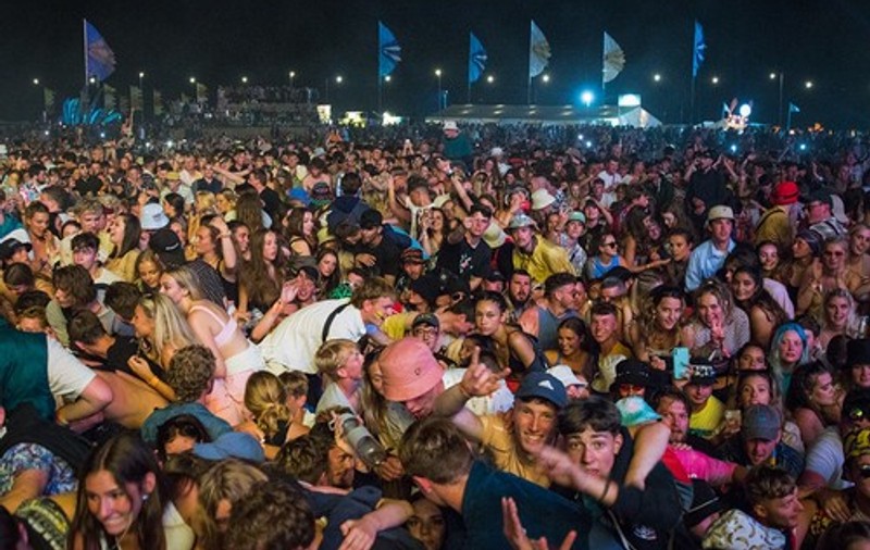 4.700 de persoane s-au infectat cu Covid după ce au luat parte la un festival cu 50.000 de participanți