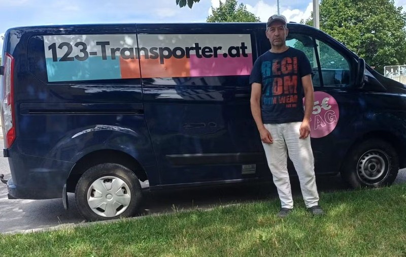 Un bărbat a închiriat o dubă pentru o zi, dar s-a trezit fără bani în cont în doar câteva ore: „Cum se poate întâmpla așa ceva?”