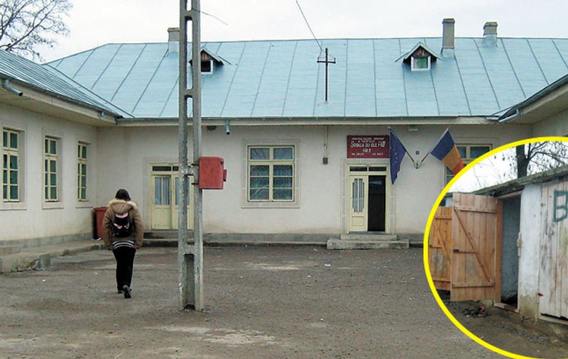 «L-am văzut că vomita»