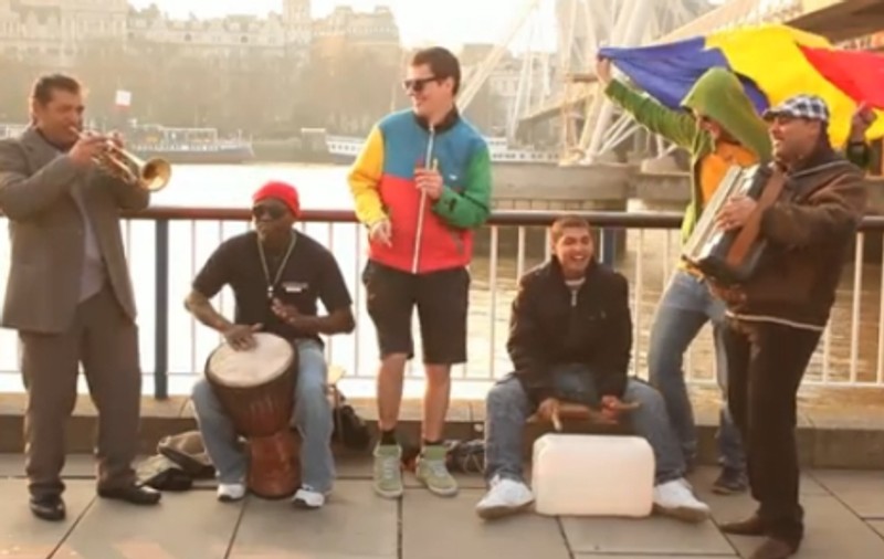 Video | Doi români din Londra au realizat un clip pentru melodia ”Vestul Sălbatic” a lui Puya