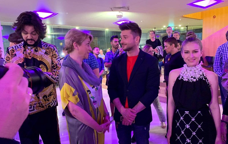 Ester Peony, recital în limba engleză, franceză și română la petrecerea organizată la Tel Aviv