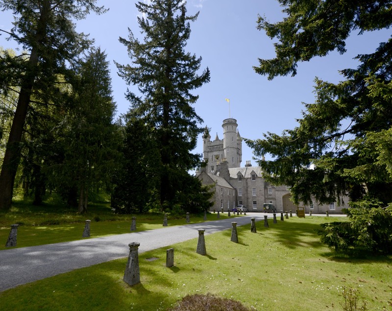 Imagini de la Castelul Balmoral, unde e în carantină prințul Charles