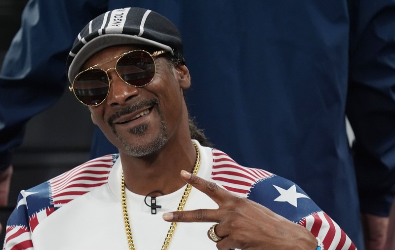 Ce avere are Snoop Dogg și cum a reușit să-și clădească un adevărat „imperiu”. Care sunt afacerile care îi aduc bani