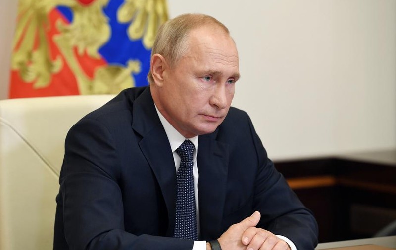Vladimir Putin nu este de acord cu vaccinarea obligatorie anti-COVID, dar i-a îndemnat pe ruşi să se imunizeze