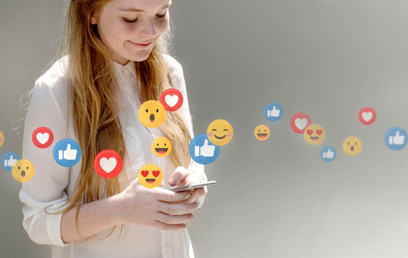 Ce înseamnă emoticoanele pe care le folosim pe rețelele de socializare