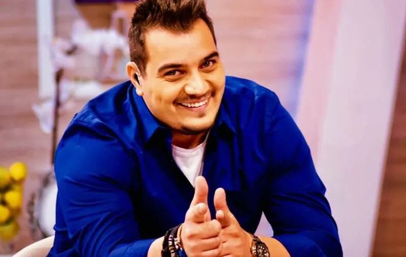 Bursucu, despre cea mai mare gafă pe care a făcut-o în direct. Cât costă tricourile pe care le poartă la TV: „Investesc în ceasuri”