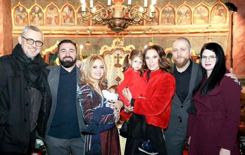 Simona Gherghe și-a botezat băiețelul, pe Vlad Ioan. Primele imagini de la eveniment