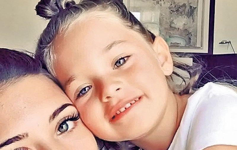 Şi-a sudat familia online! Antonia dezvăluie cum i-a introdus pe Velea şi Dominic în viaţa Mayei | EXCLUSIV