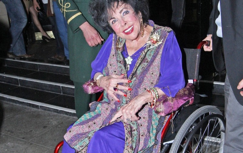 Elizabeth Taylor, în spital din cauza inimii 