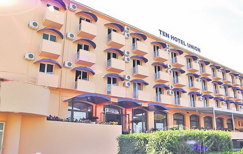 Ten Hotel Union, cea mai căutată locaţie din staţiunea Eforie Nord