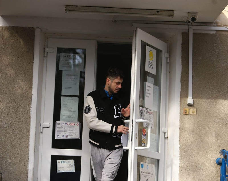 Alexandru Pițurcă și Gabriel Țuțu, șeful ROMARM, cercetați sub control judiciar, în dosarul măștilor neconforme