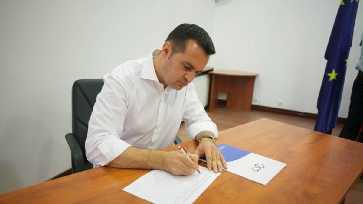 Cătălin Cherecheș, primarul din Baia Mare, a strâns semnături pentru campania „Fără penali în funcții publice”. Închis și judecat pentru corupție