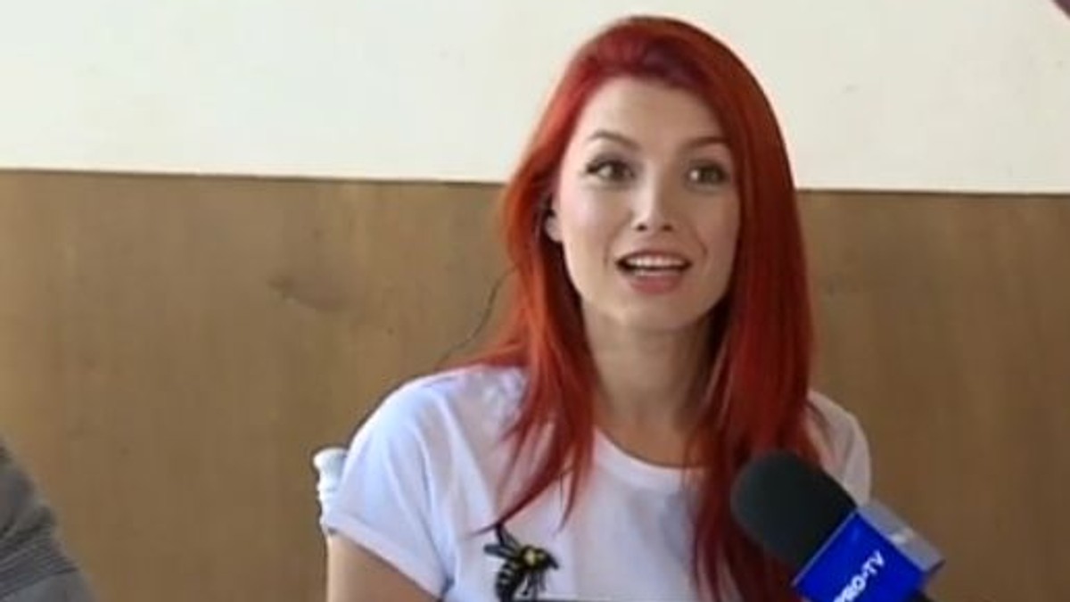 Elena Gheorghe, ultimele pregătiri pentru botezul fetiței. Bebelinda va avea șase ținute