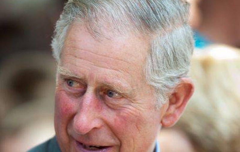 GAFĂ VESTIMENTARĂ a PRINŢULUI CHARLES! Ce spune MIHAI ALBU despre ASTA!