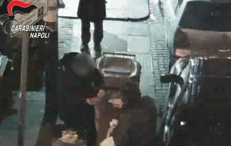 Un român din mafia napoletană a povestit cu detalii crima pentru care au fost arestați șefii clanului din care a făcut parte