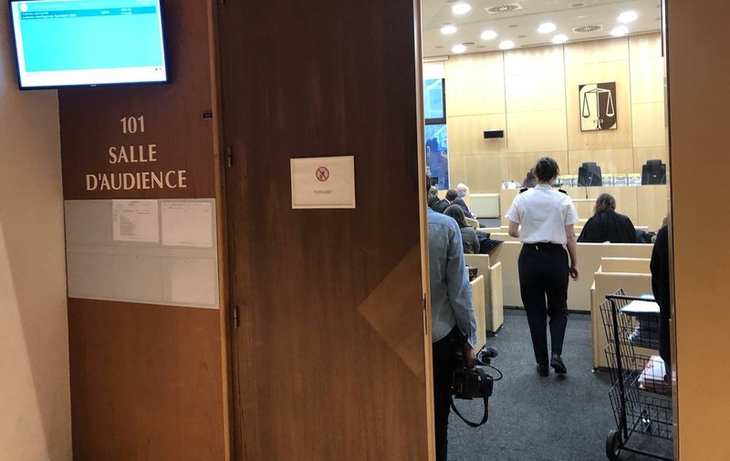 Băiat român de 14 ani, sedus de vecina care-i putea fi mamă, în Franța: „M-am îndrăgostit nebunește de el!” Femeia, în registrul infractorilor sexuali