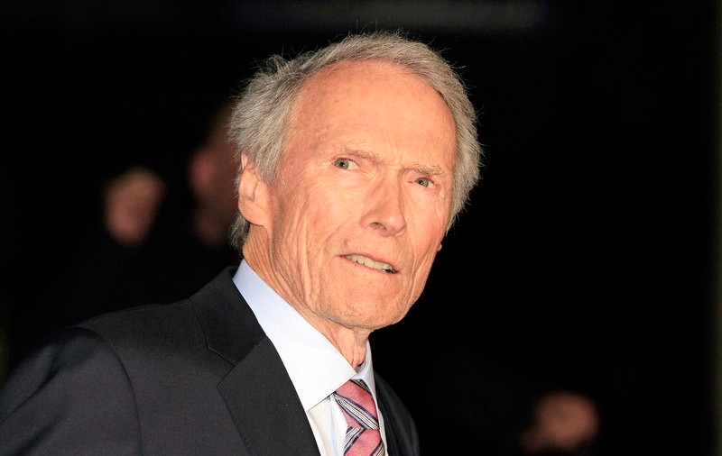 Clint Eastwood împlineşte 90 de ani. Fiul său: “Nu îi plac aniversările, dar tot îi vom aduce un tort”