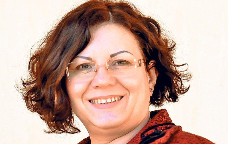 EROII ANONIMI AI ROMÂNIEI! EA e îngerul fetiţelor abuzate sexual! Lorena Rusovan face minuni pentru sufletele distruse | FOTO