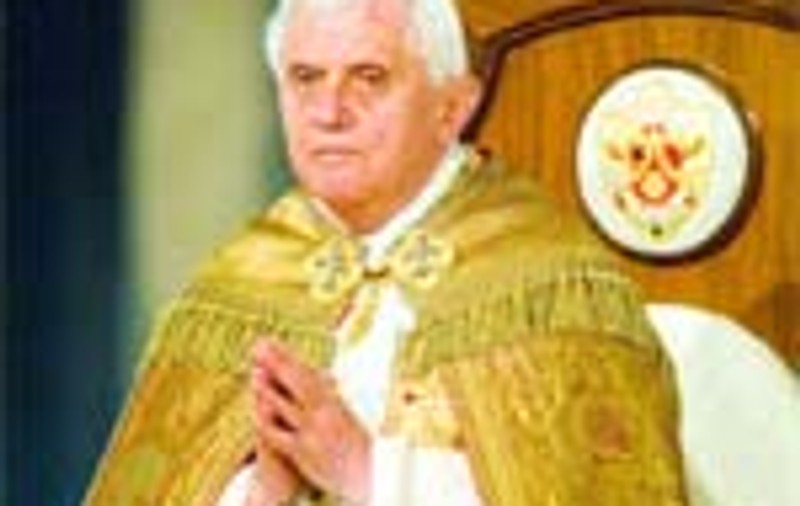 Papa se imbraca din Romania