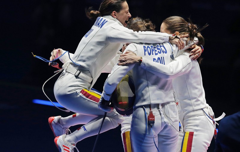 Jocurile Olimpice. România - China 44-38! Spadasinele au luat AURUL. Ana Maria Popescu a fost genială. Am umilit campioana olimpică FOTO