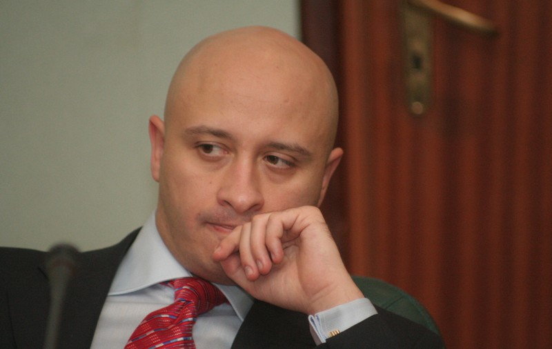 UPDATE Un avocat a atacat "taxa pe lăcomie" în justiție și cere anularea acesteia de către instanță. "Sper ca CCR să nu judece peste trei ani"
