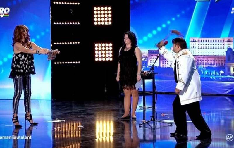 Cine a pus biciul pe Mihaela la "Românii au talent"