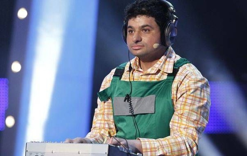 POVESTEA IMPRESIONANTĂ a lui Tudorel Popa, de la "Românii au talent": Mătură pe stradă, nu are casa, DAR jumătate din salariu îl oferă copiilor fără părinți