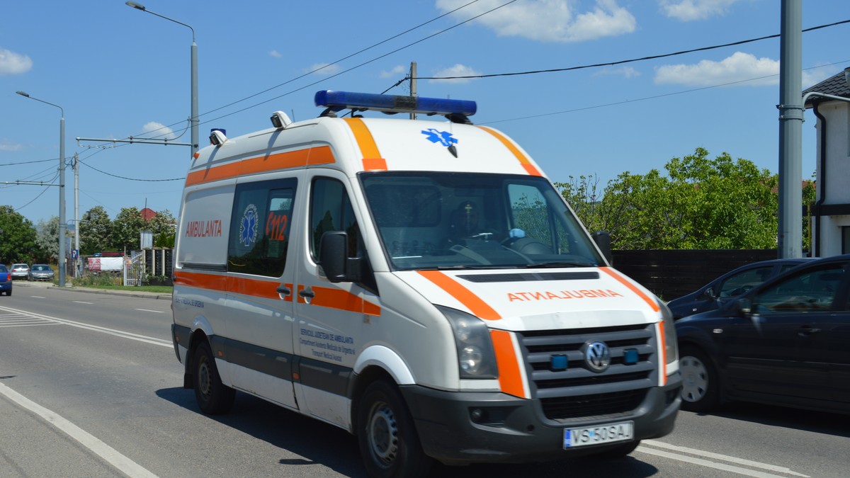 Asistenta unui fost ministru a fost spulberată pe o stradă din Brașov