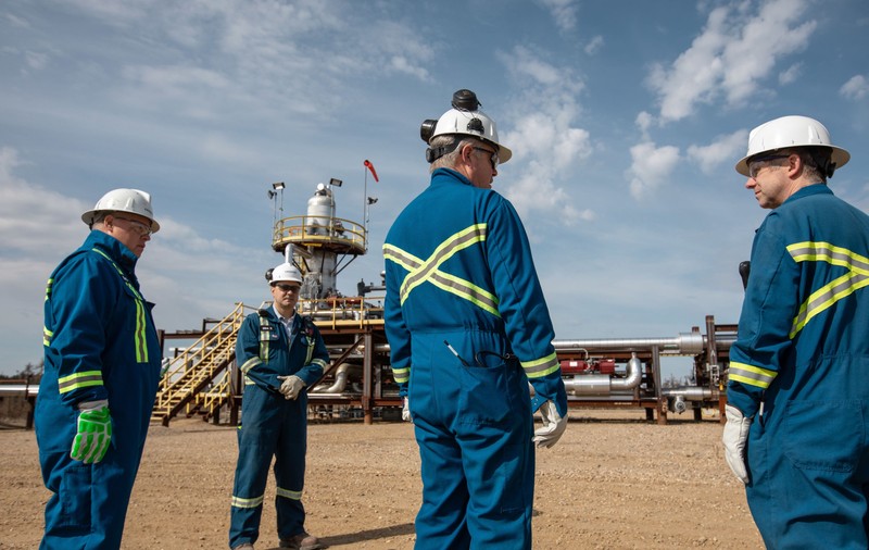 Ce salarii se câștigă în sectorul de petrol și gaze. Cât câștigă un petrolist vs un geolog
