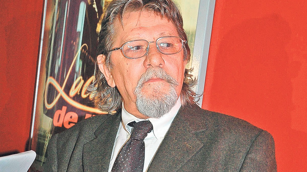 Sebastian Papaiani a murit