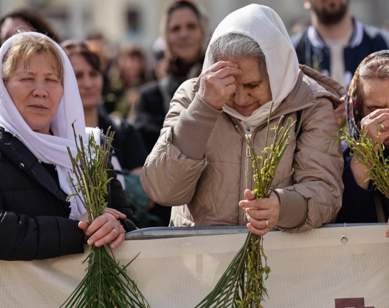 Cum a arătat Pelerinajul de Florii din București în 2026: câteva mii de oameni s-au deplasat pe traseu până la Catedrala Patriarhală