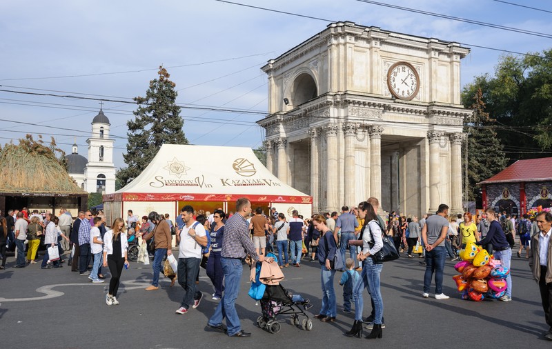 România a preluat în Republica Moldova rolul economic al Rusiei. 30% dintre moldoveni au cetățenie română. Ce putem face mai departe