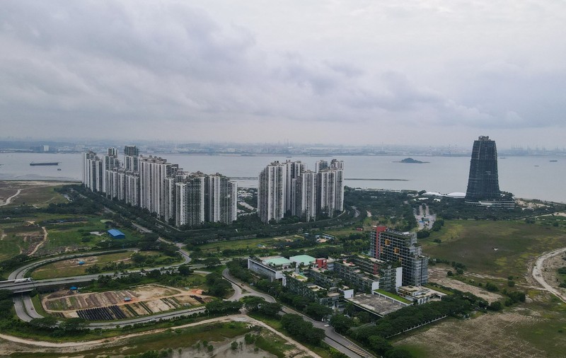 Orașul fantomă cu zgârie-nori și restaurante pustii: a fost construit cu 100 de miliarde de dolari, special pentru milionarii chinezi