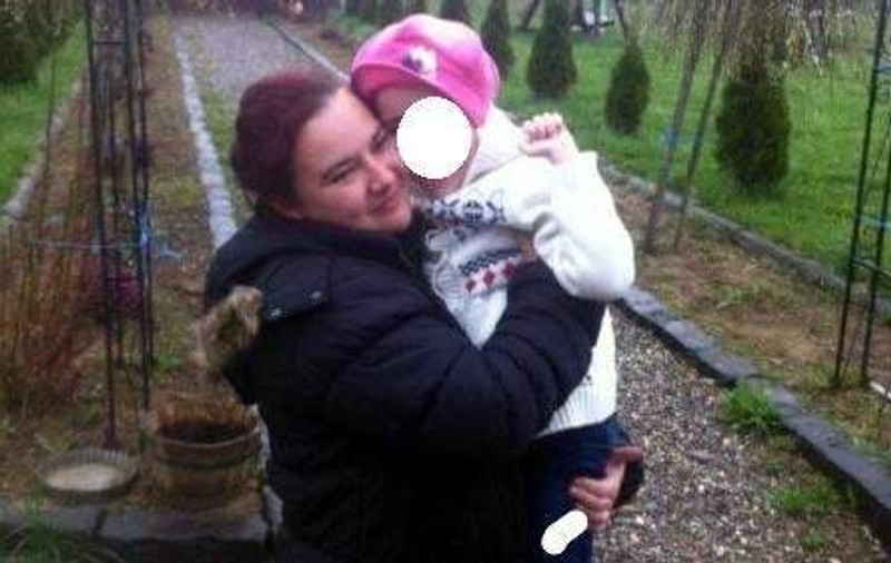 Dispariție învăluită în mister. O femeie și fetița ei sunt de negăsit de duminică. Ea plecase cu micuța la spital, dar n-a ajuns acolo